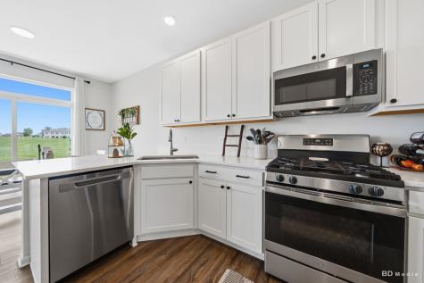 15063 West Quincy Circle Manhattan IL 60442