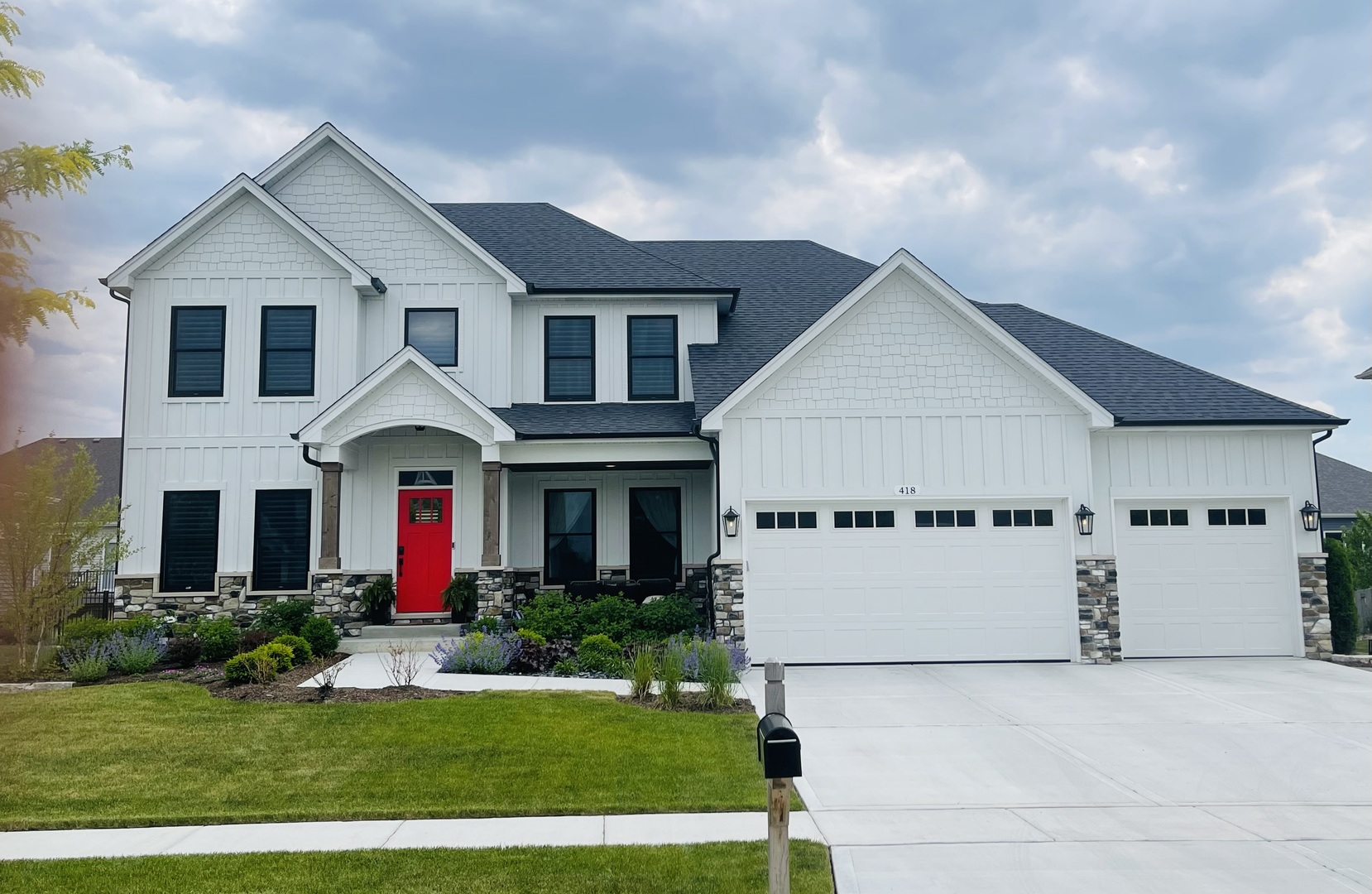 677 Cumberland Lane Oswego IL 60543