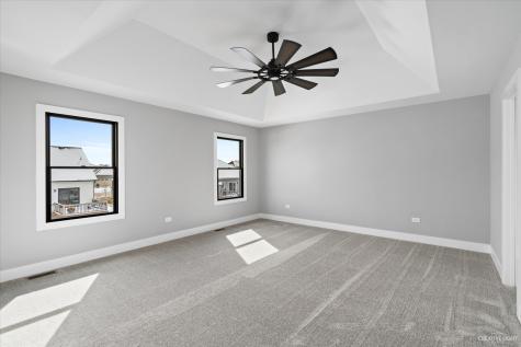 677 Cumberland Lane Oswego IL 60543