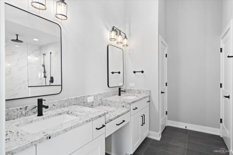 677 Cumberland Lane Oswego IL 60543