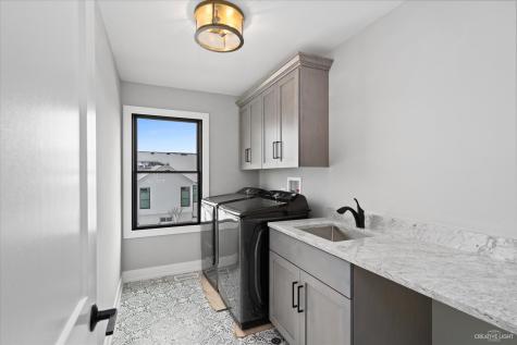 677 Cumberland Lane Oswego IL 60543