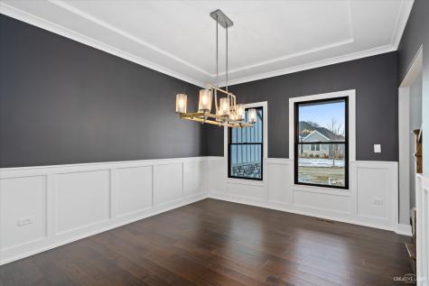 677 Cumberland Lane Oswego IL 60543