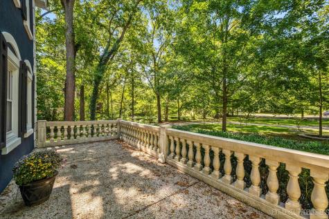 1232 South Batavia Avenue Batavia IL 60510