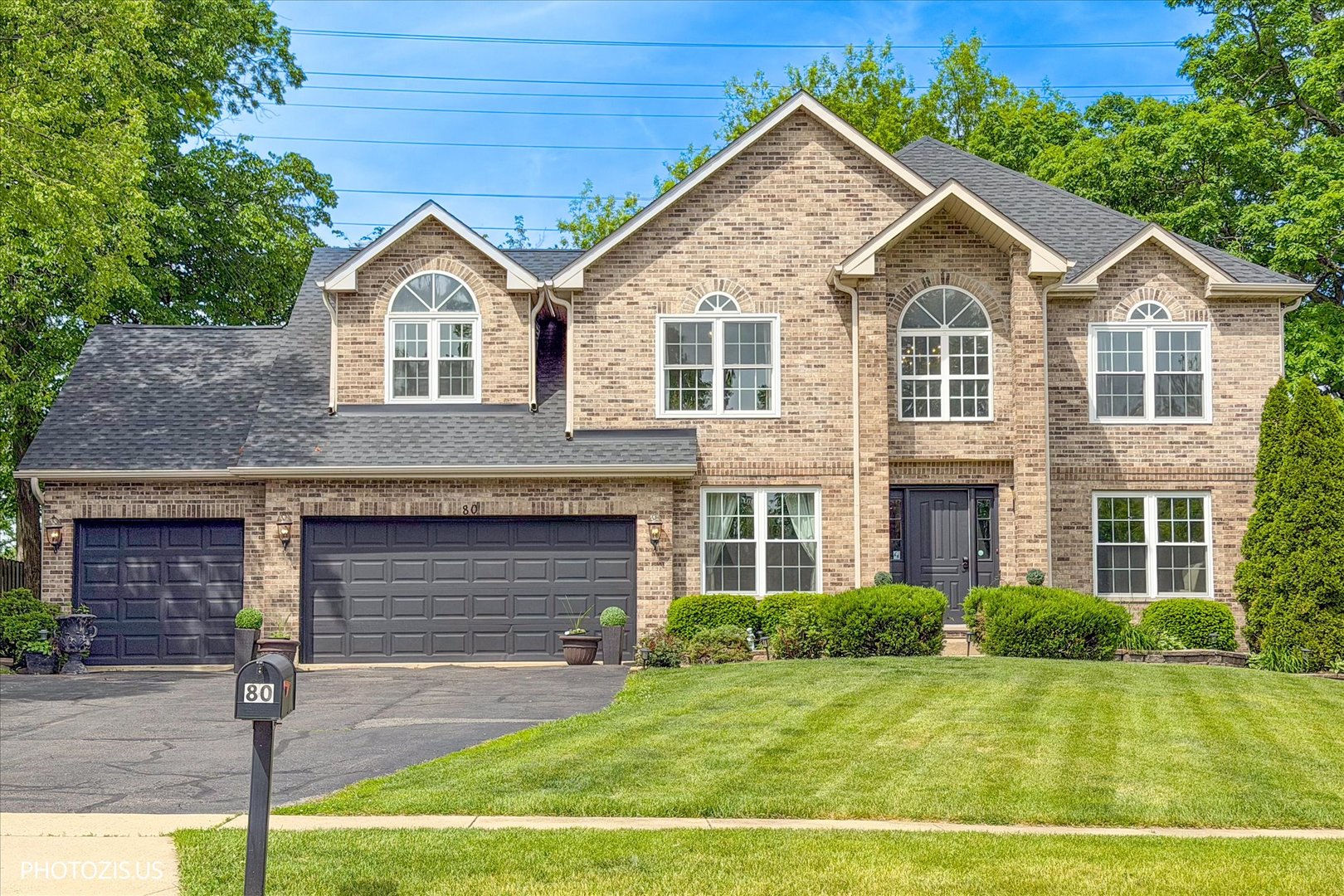 80 Chestnut Court Elgin IL 60120