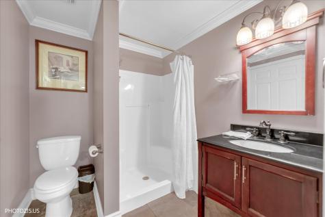 80 Chestnut Court Elgin IL 60120