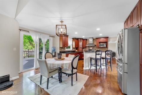 80 Chestnut Court Elgin IL 60120