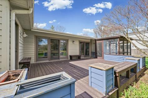 205 East Sherwin Circle Urbana IL 61802