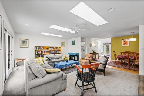 205 East Sherwin Circle Urbana IL 61802
