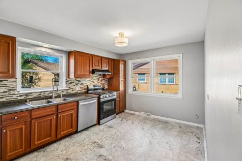 350 Carey Court Chicago Heights IL 60411