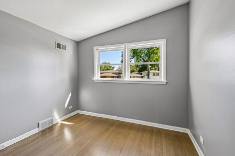 350 Carey Court Chicago Heights IL 60411