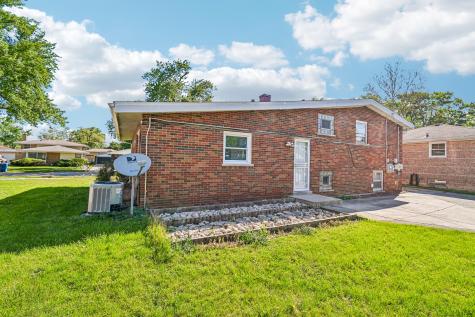 350 Carey Court Chicago Heights IL 60411