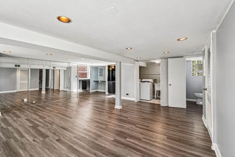 350 Carey Court Chicago Heights IL 60411