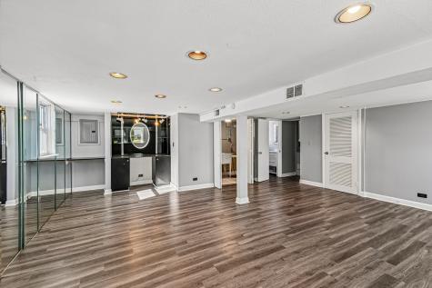 350 Carey Court Chicago Heights IL 60411