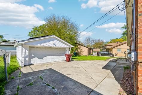 350 Carey Court Chicago Heights IL 60411
