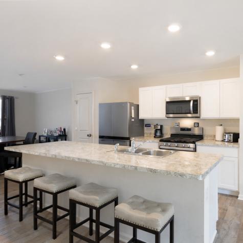 818 Briar Glen Court Hampshire IL 60140