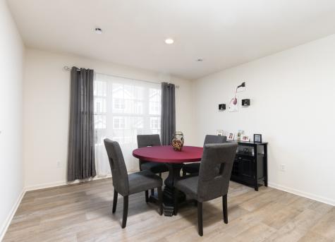 818 Briar Glen Court Hampshire IL 60140