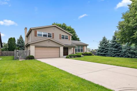 1409 East Rosehill Drive Arlington Heights IL 60004