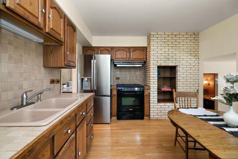 1409 East Rosehill Drive Arlington Heights IL 60004