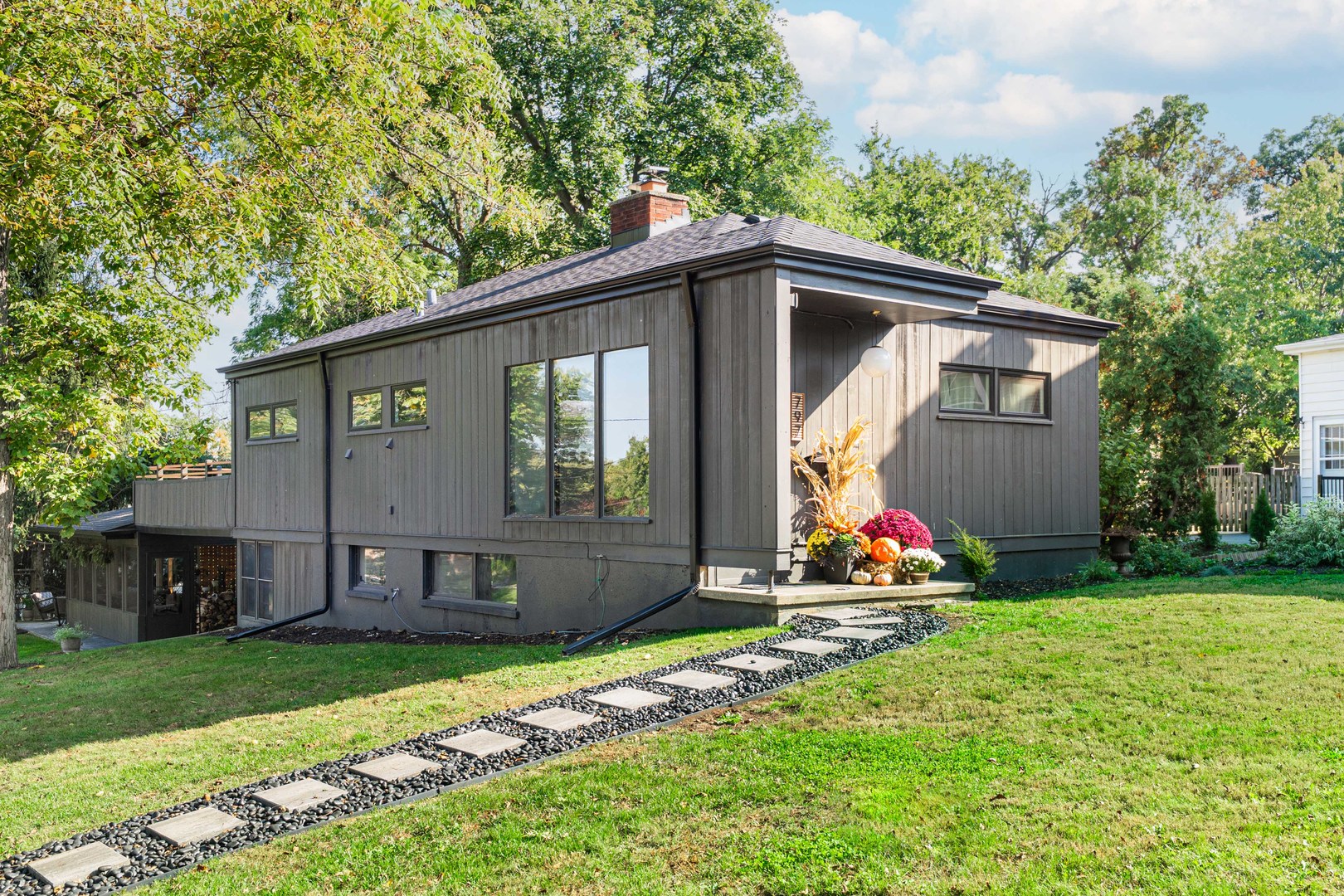 797 Forest Avenue Glen Ellyn IL 60137