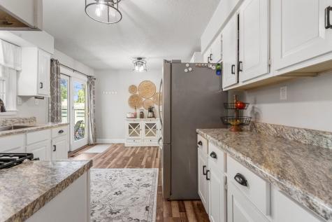 401 Cedar Drive Clinton IL 61727