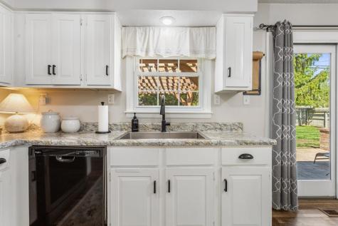 401 Cedar Drive Clinton IL 61727