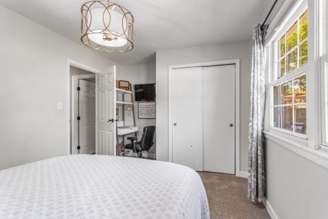 401 Cedar Drive Clinton IL 61727