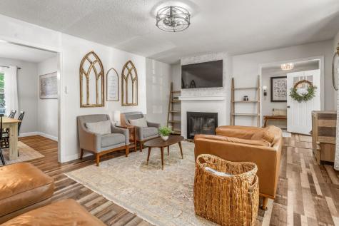 401 Cedar Drive Clinton IL 61727