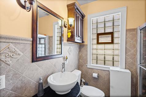 5224 West Oakdale Avenue Chicago IL 60641