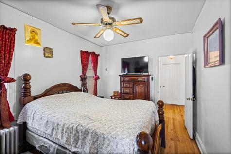 5224 West Oakdale Avenue Chicago IL 60641