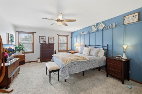637 North Lyle Avenue Elgin IL 60123