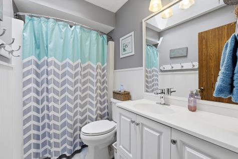 637 North Lyle Avenue Elgin IL 60123