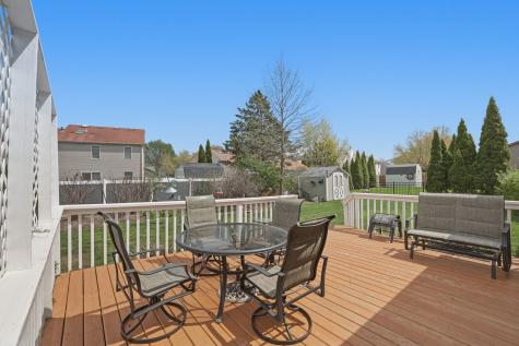 637 North Lyle Avenue Elgin IL 60123