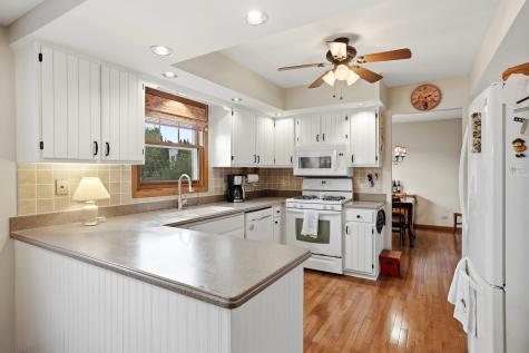 637 North Lyle Avenue Elgin IL 60123