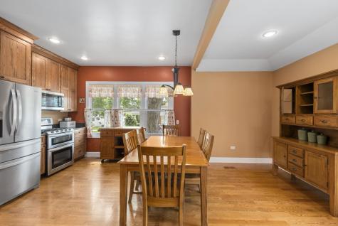 3858 West 99th Street Evergreen Park IL 60805