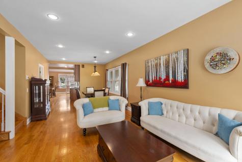 3858 West 99th Street Evergreen Park IL 60805