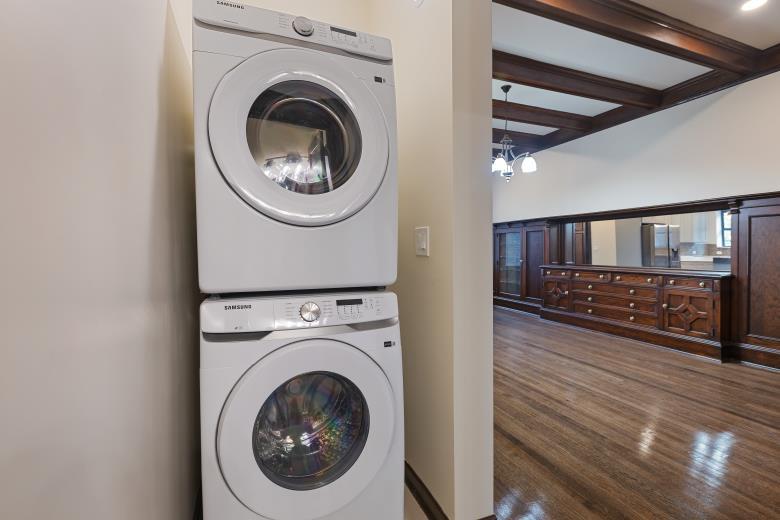 442 East 48th Street Chicago IL 60615