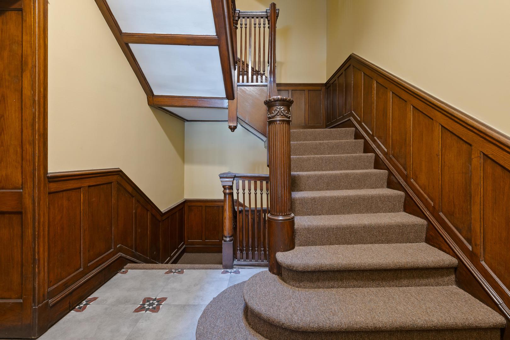 442 East 48th Street Chicago IL 60615