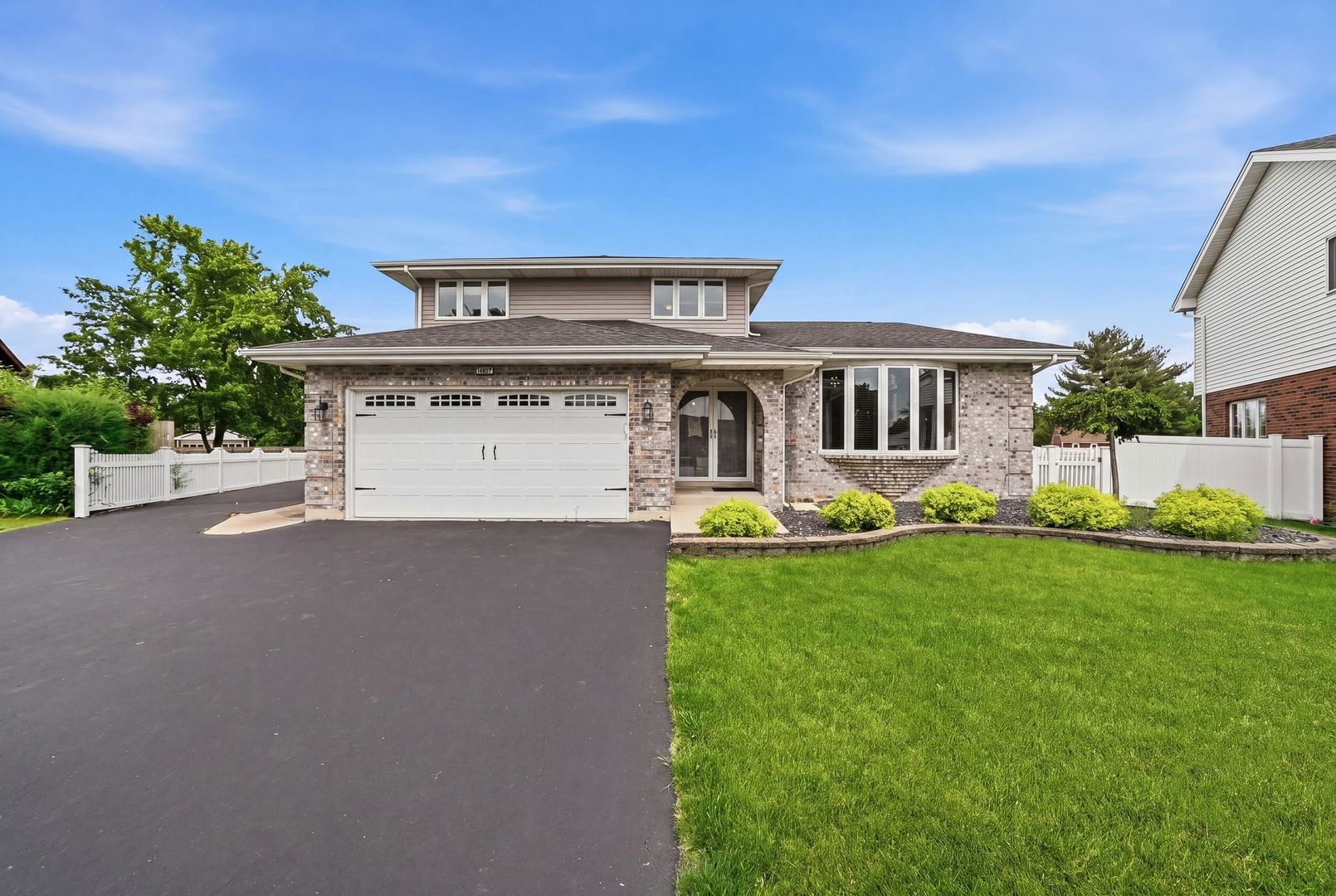 14807 Becky Court Oak Forest IL 60452