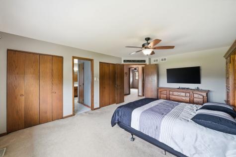 14807 Becky Court Oak Forest IL 60452
