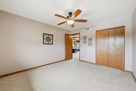 14807 Becky Court Oak Forest IL 60452