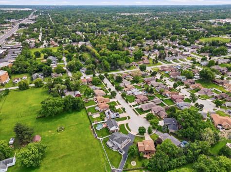 14807 Becky Court Oak Forest IL 60452