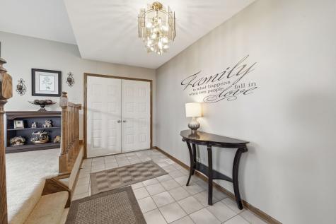 14807 Becky Court Oak Forest IL 60452