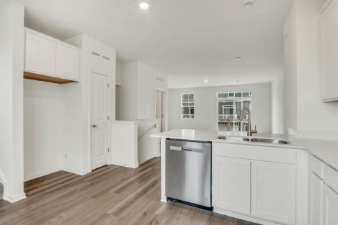 525 Yosemite Way Mundelein IL 60060