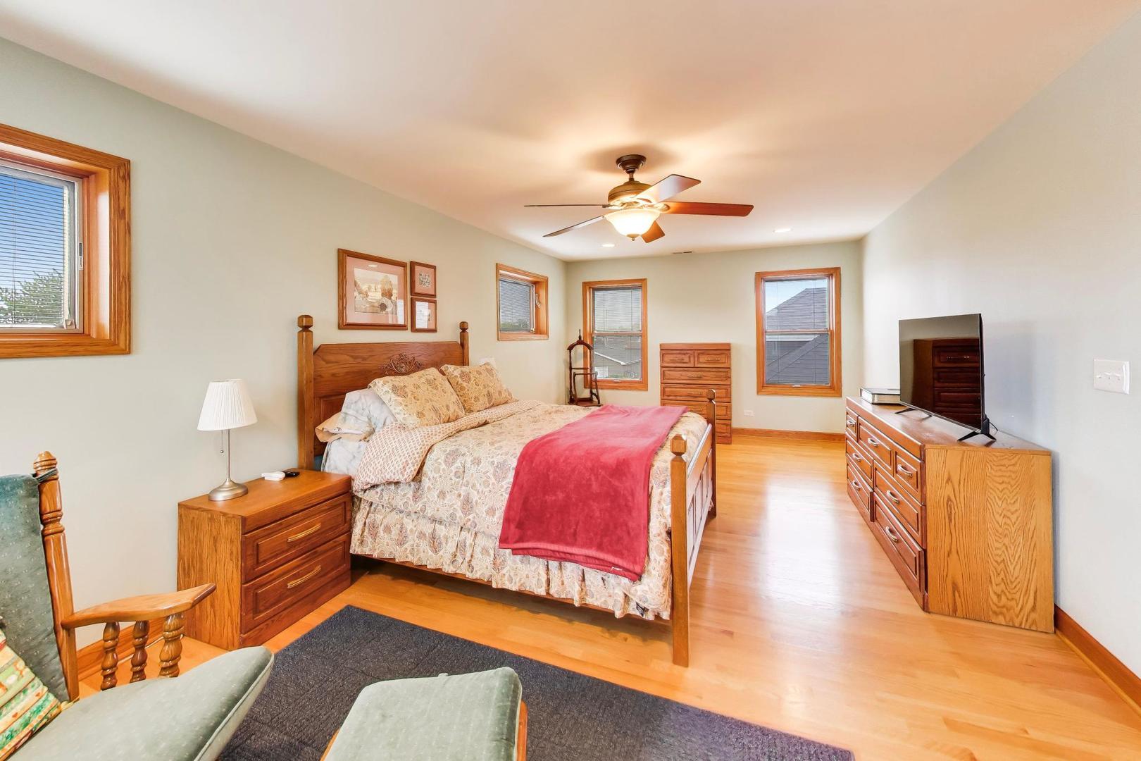 3505 North Nottingham Avenue Chicago IL 60634
