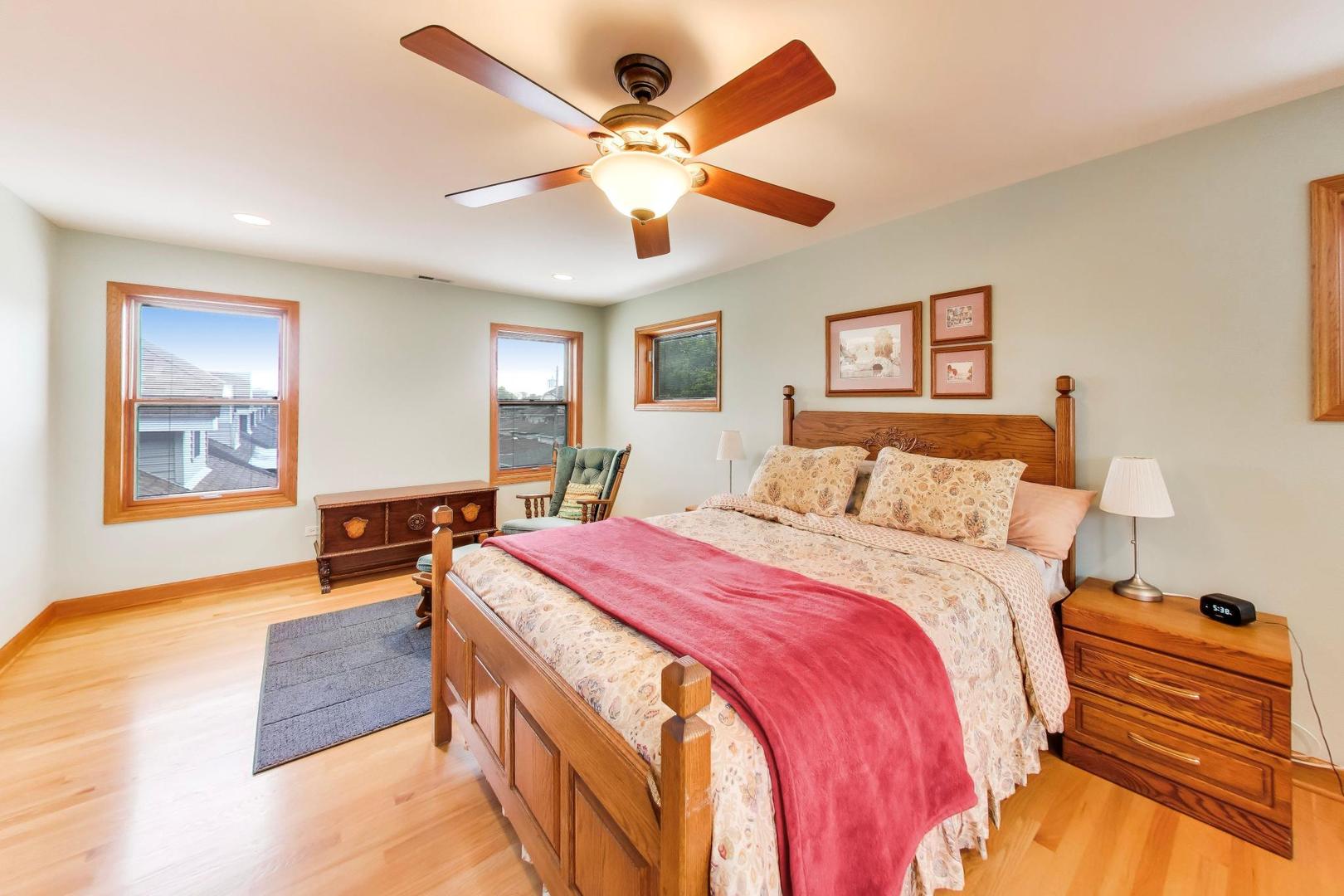 3505 North Nottingham Avenue Chicago IL 60634