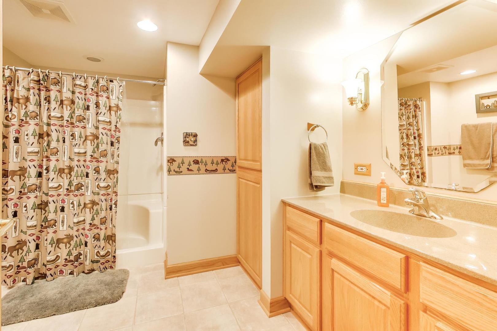3505 North Nottingham Avenue Chicago IL 60634