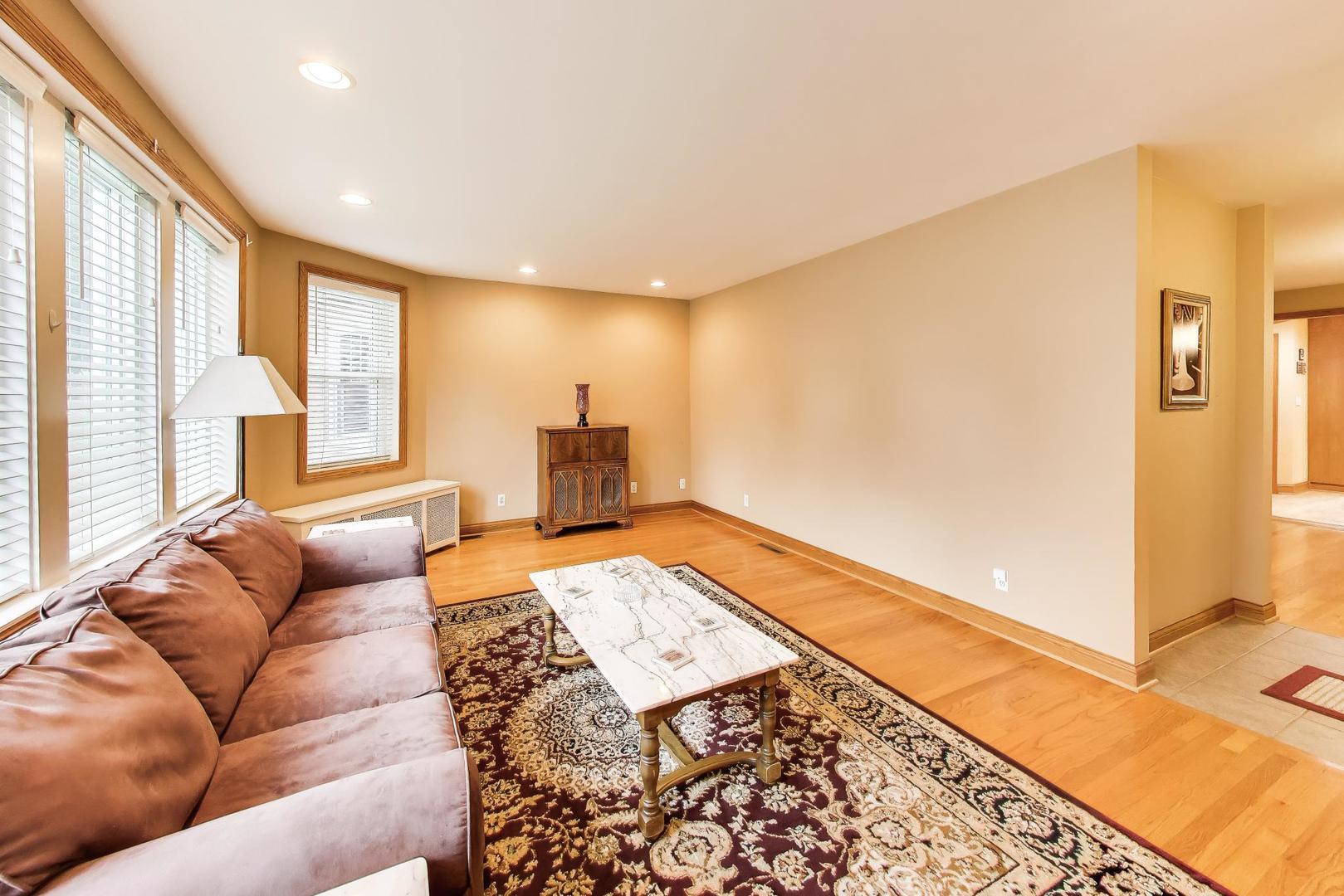 3505 North Nottingham Avenue Chicago IL 60634