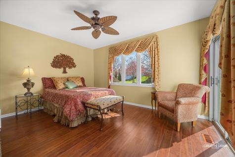 595 Golfers Lane Bartlett IL 60103