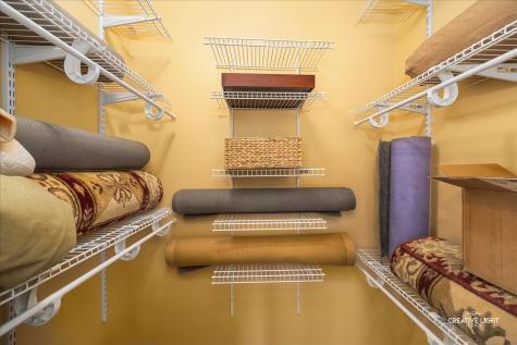 595 Golfers Lane Bartlett IL 60103