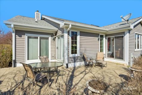 595 Golfers Lane Bartlett IL 60103